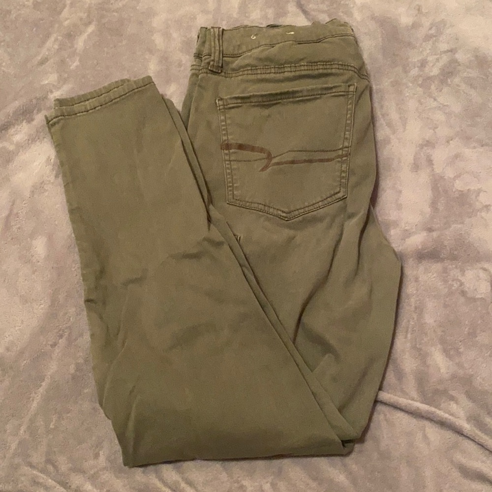 American Eagle army green jegging